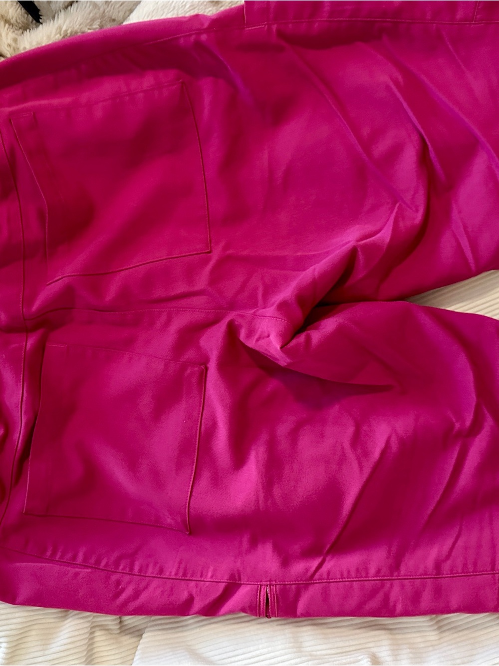 Fabletics Hibiscus High Rise On-Call Scrub Joggers - Picture 11 of 16
